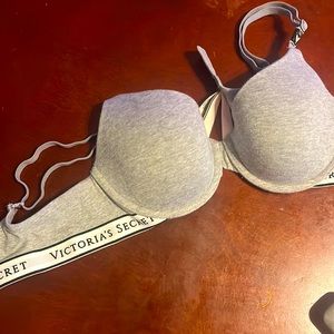 Victoria secret bra